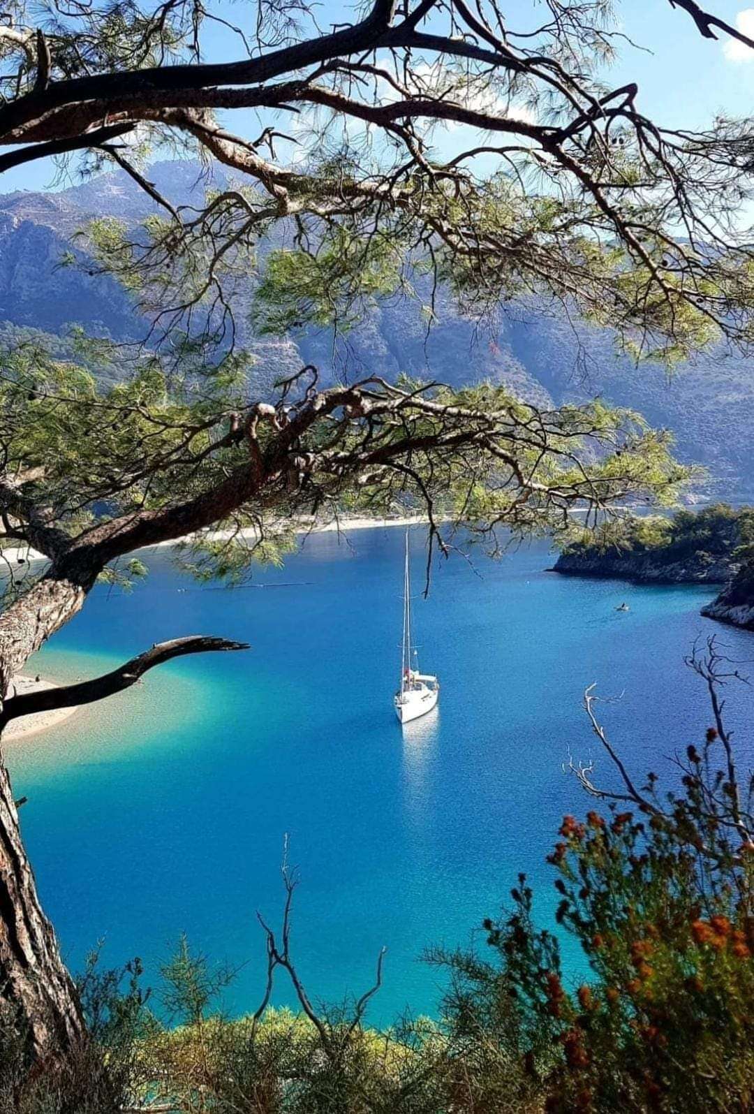 Muğla'da Akbük ve Datça Hayıtbükü'nde Ücret Tepkisi Büyüyor: Denize Girmenin Bedeli 1.500 TL'ye Kadar Çıkıyor 7